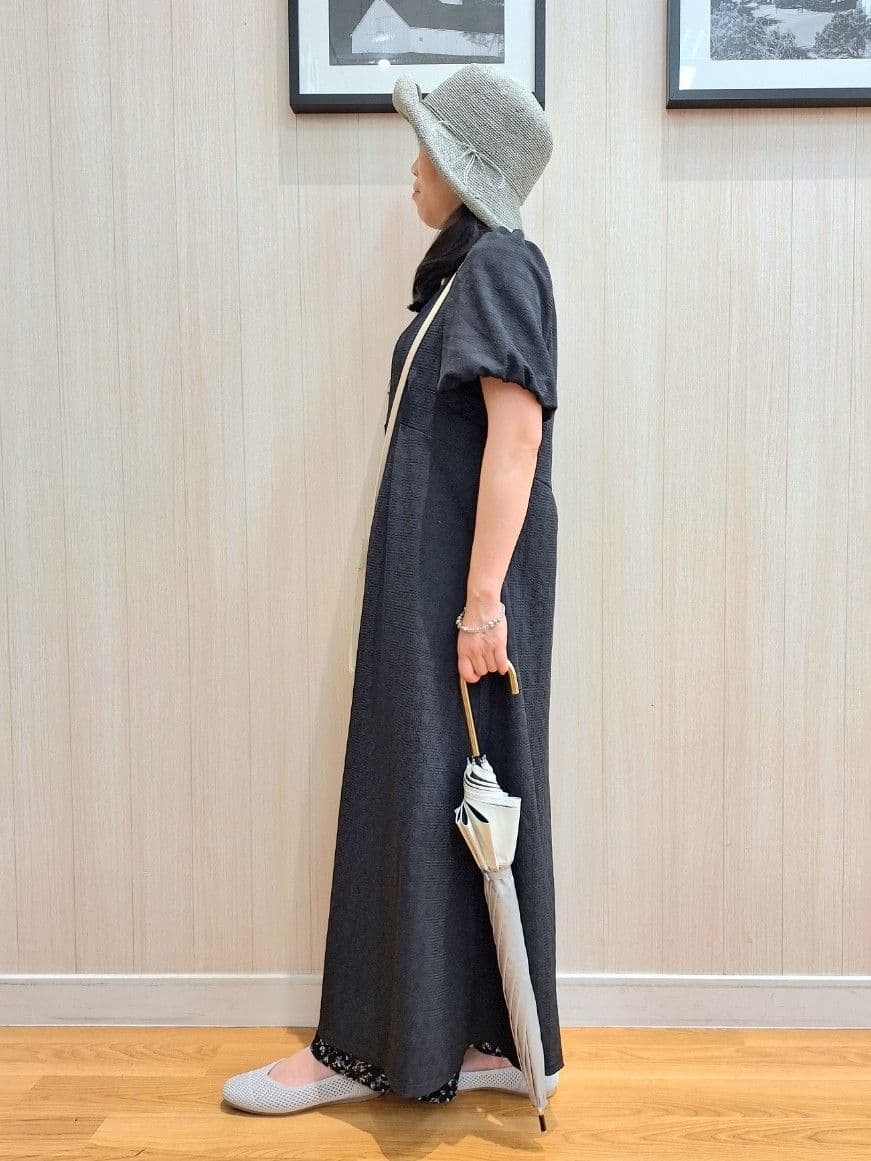 Saoさんの「SHOO･LA･RUE｜【長傘/晴雨兼用/because】遮光バイカラーパラソル」を使ったコーディネート