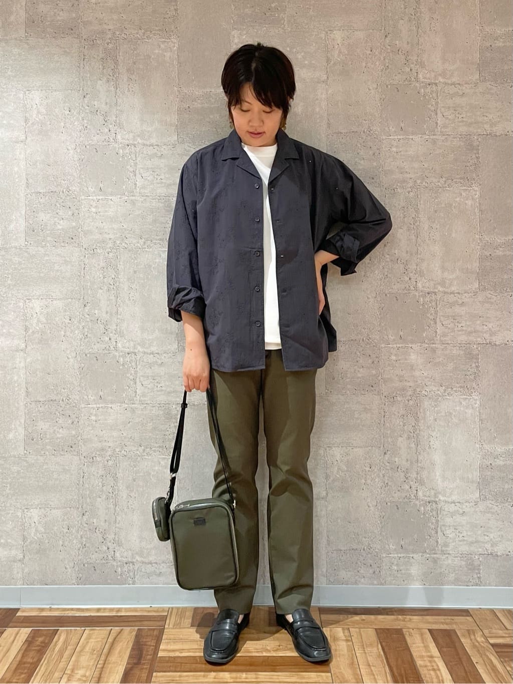 Kudou Cさんの「TAKEO KIKUCHI｜【全7サイズ&times;8色展開！】トップマルチヘリンボン パンツ」を使ったコーディネート
