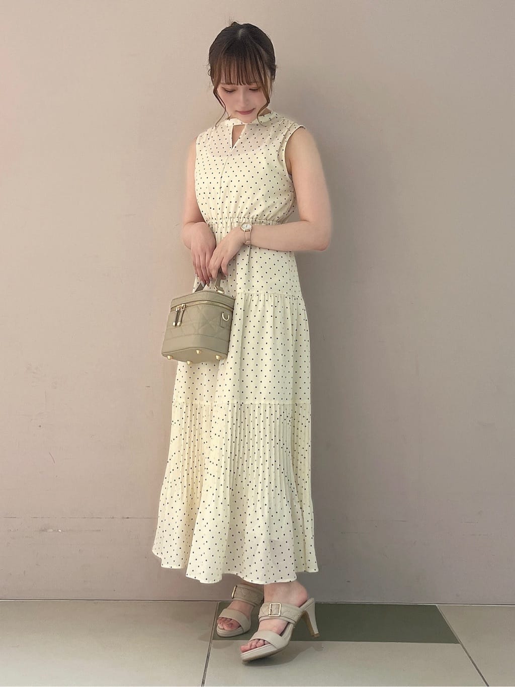 このかさんの「ESPERANZA｜キルティングバニティ3WAYショルダー」を使ったコーディネート
