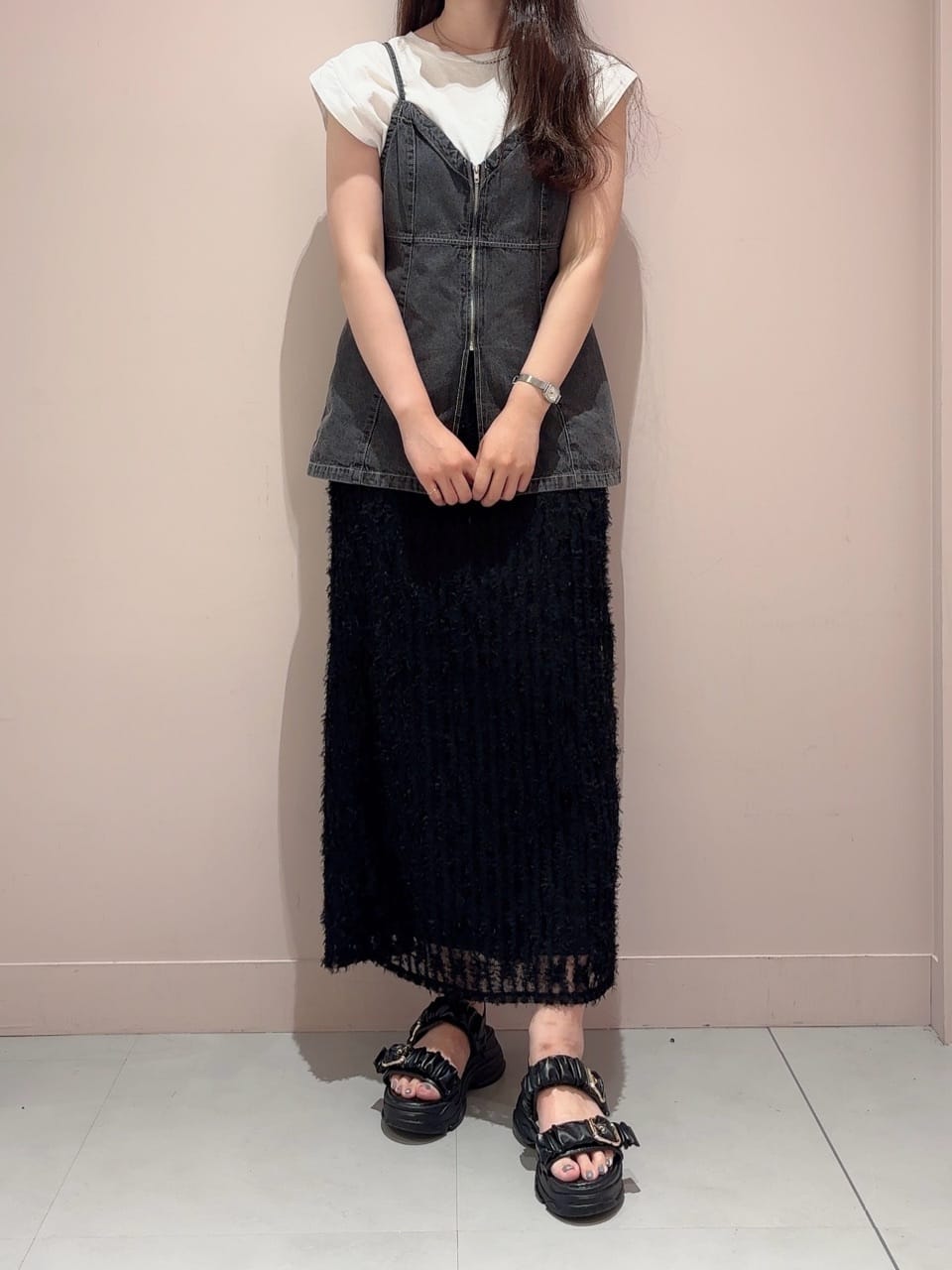 RINAさんの「ESPERANZA｜厚底クシュクシュベルトスポサン」を使ったコーディネート