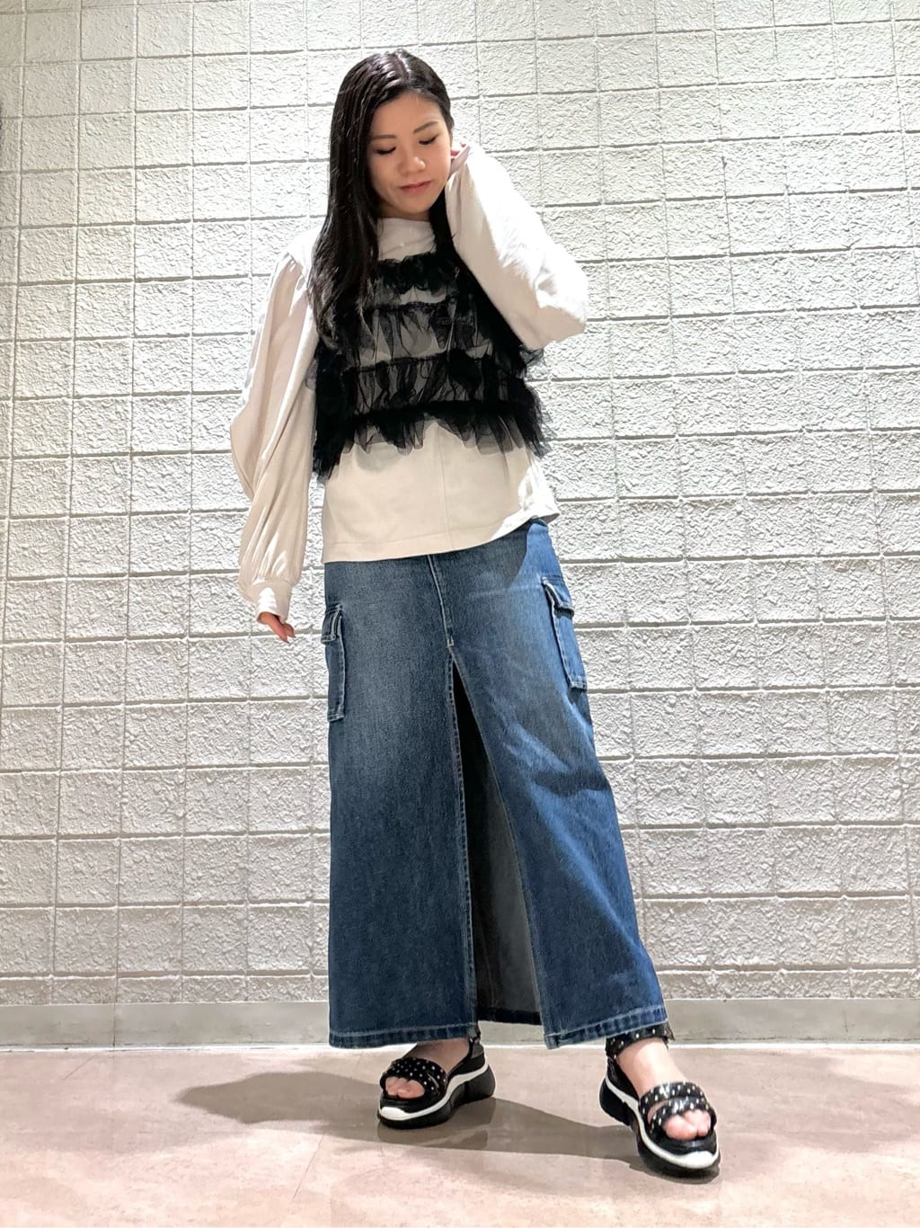 Akiさんの「ESPERANZA｜ラインストーンスポサン」を使ったコーディネート