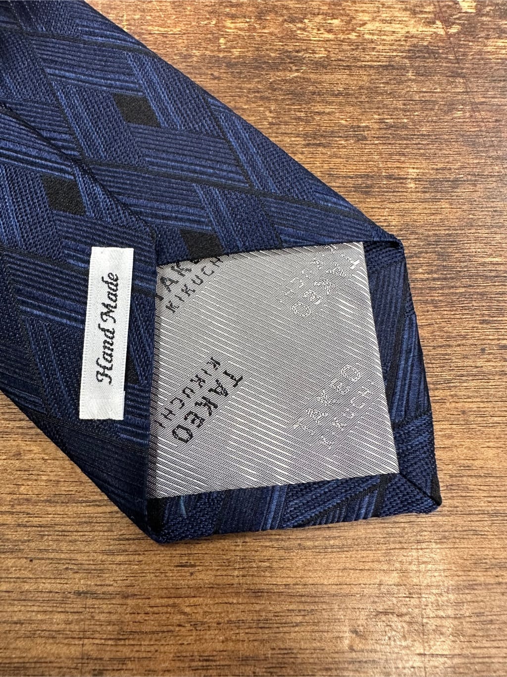 Uさんの「TAKEO KIKUCHI｜【Made in JAPAN】ブロード レギュラーカラー ドレスシャツ」を使ったコーディネート