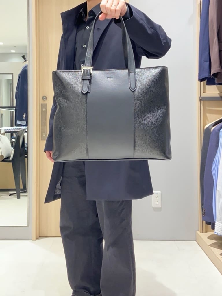 わいずみさんの「TAKEO KIKUCHI｜【Made in JAPAN】ブロード レギュラーカラー ドレスシャツ」を使ったコーディネート
