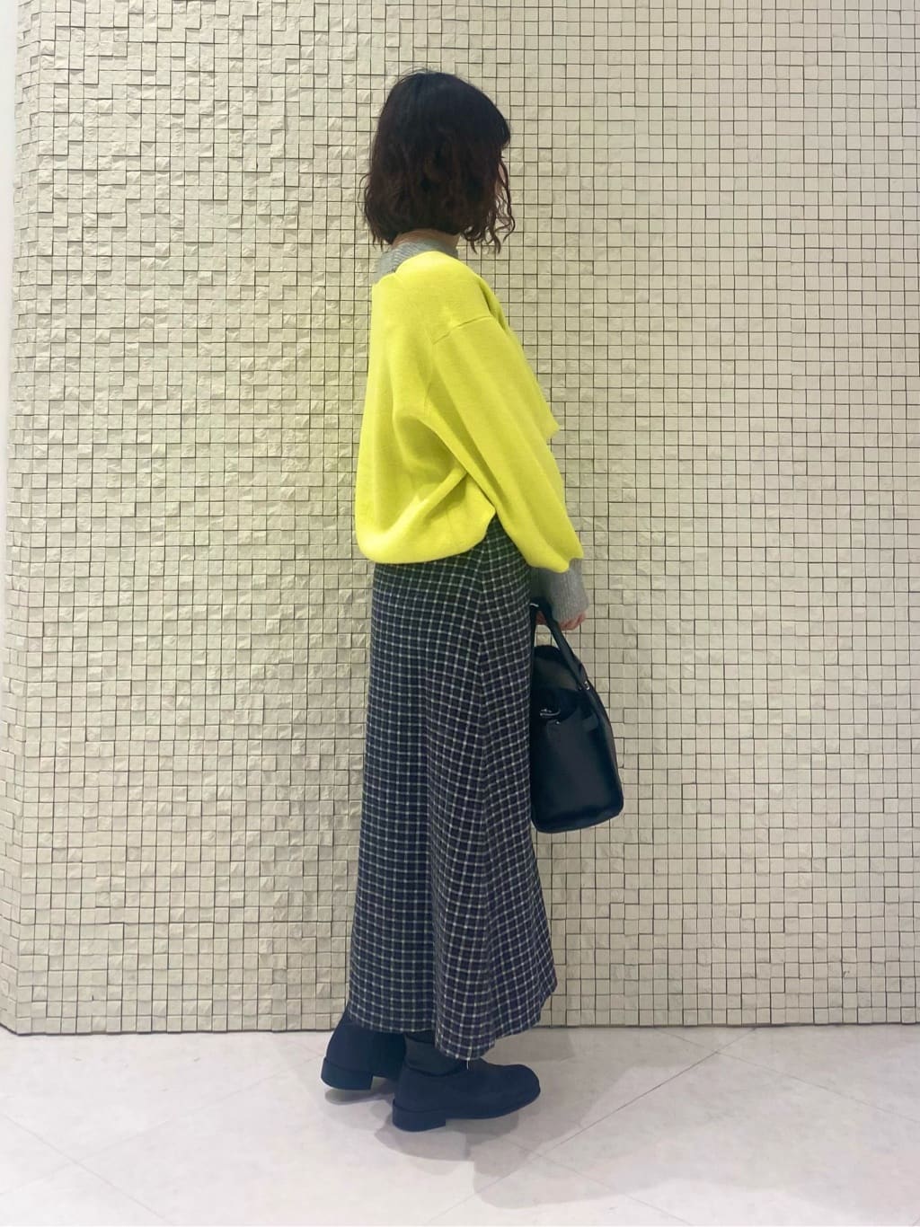 KARENさんの「INDIVI｜【セレモニーにおすすめ！】パール調トップネックレス」を使ったコーディネート
