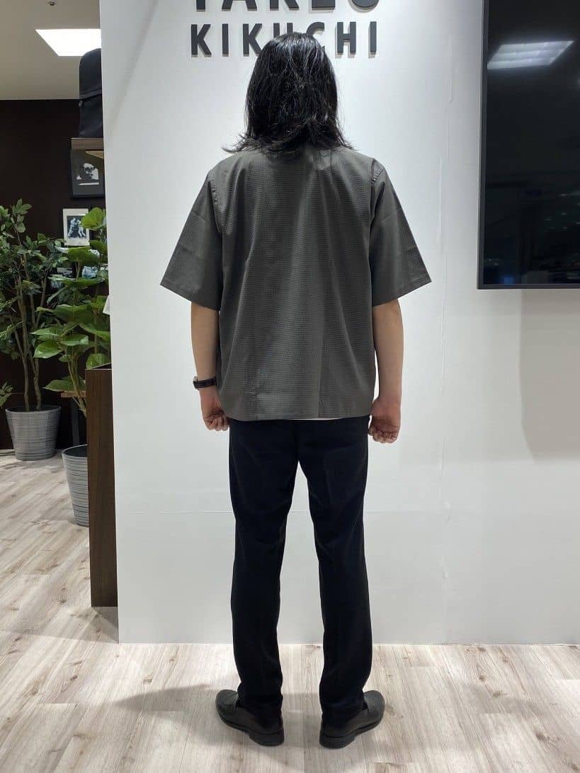 Mr.kさんの「TAKEO KIKUCHI｜【抗菌防臭／5サイズ展開】ハイゲージポンチ Tシャツ」を使ったコーディネート