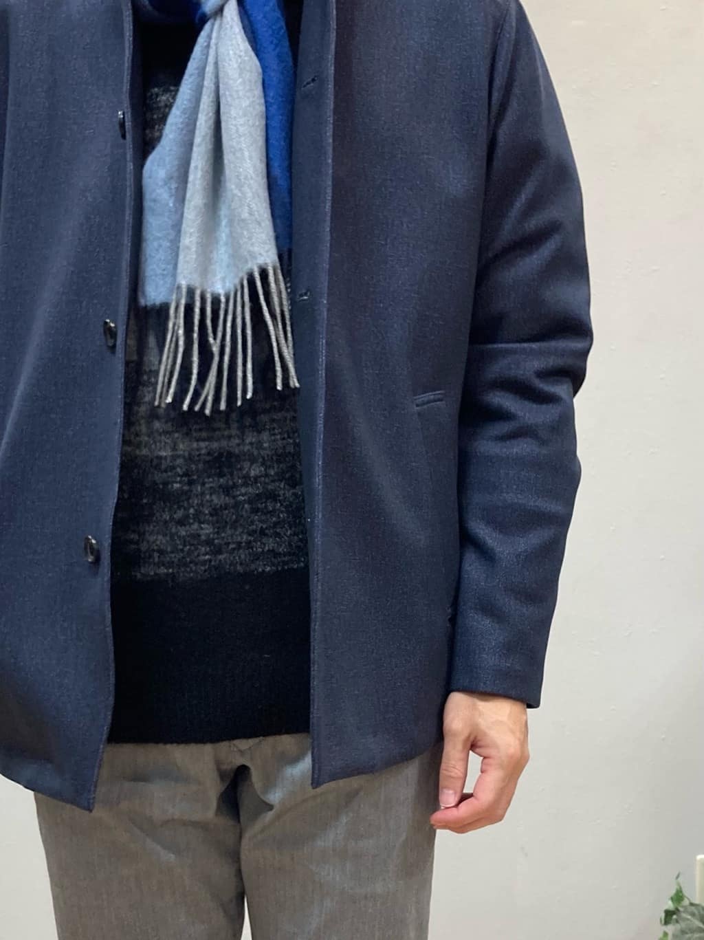 シュンさんの「TAKEO KIKUCHI｜【DOWN FABRIC】ダウンファブリック スタンドカラーブルゾン」を使ったコーディネート
