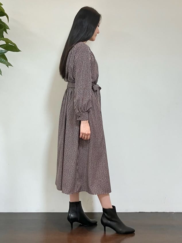 カレンさんの「UNTITLED｜【日本製／2WAY衿】スタンドカラー ロングコート」を使ったコーディネート