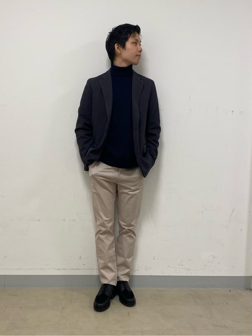 shoumaさんの「TAKEO KIKUCHI｜【全7サイズ&times;8色展開！】トップマルチヘリンボン パンツ」を使ったコーディネート
