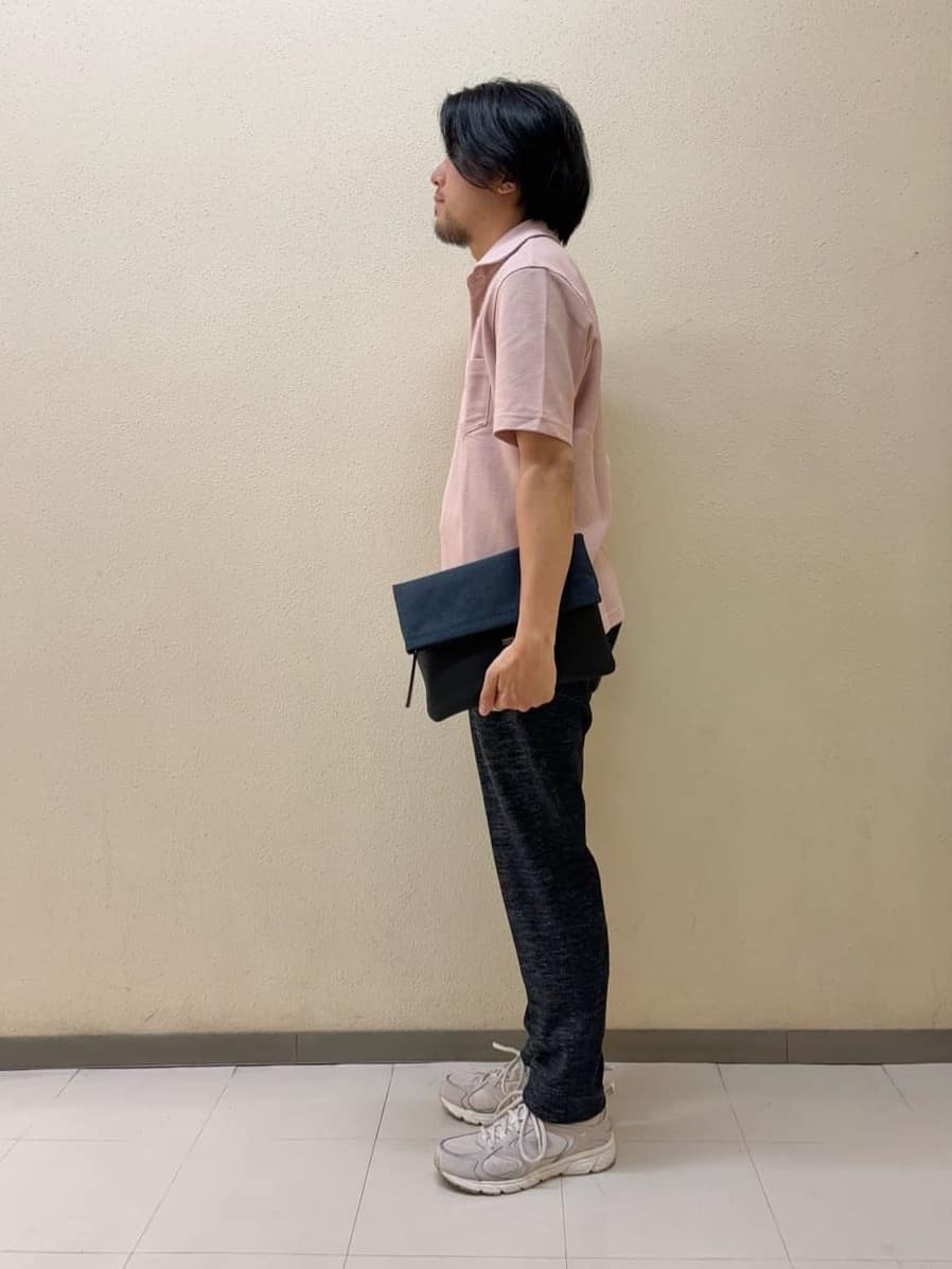 及川さんの「TAKEO KIKUCHI｜【抗菌防臭／9色5サイズ展開】ハニカムメランジ ポロシャツ」を使ったコーディネート