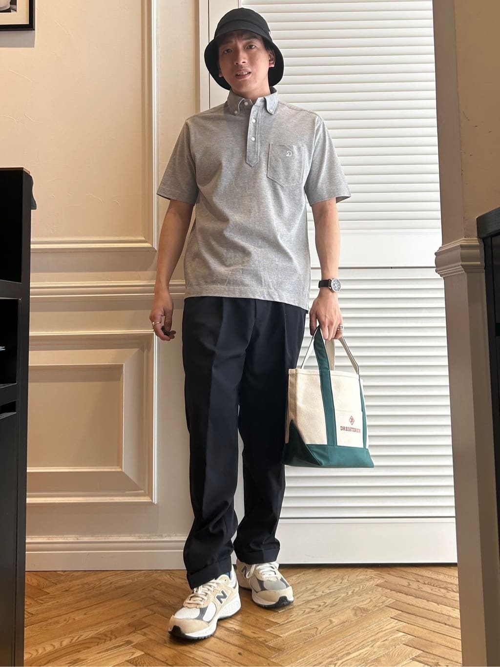 須田　慎二郎さんの「DRESSTERIOR｜」を使ったコーディネート