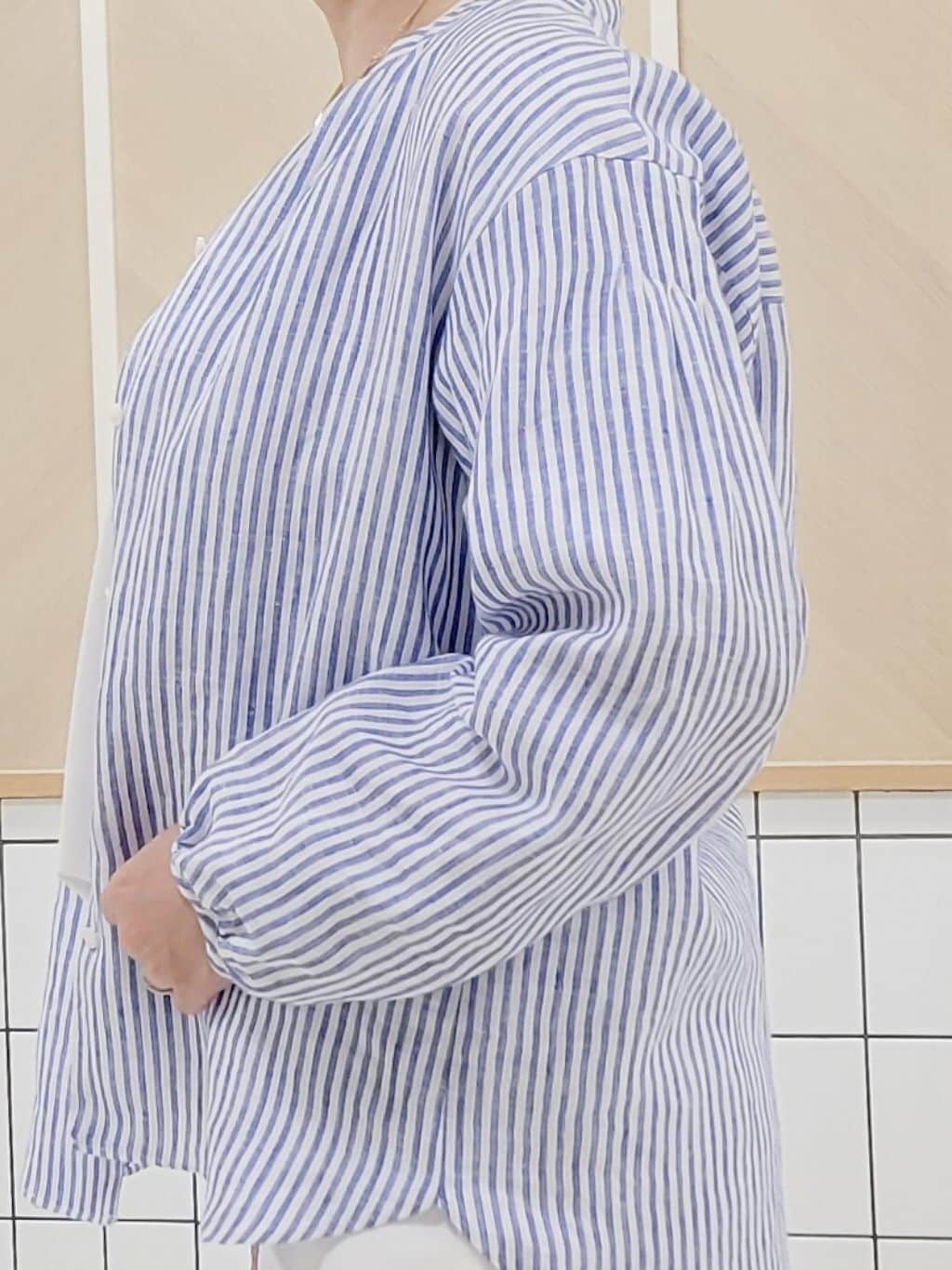 tomoさんの「COUP DE CHANCE｜【WORLD for the World】メッセージプリントTシャツ」を使ったコーディネート