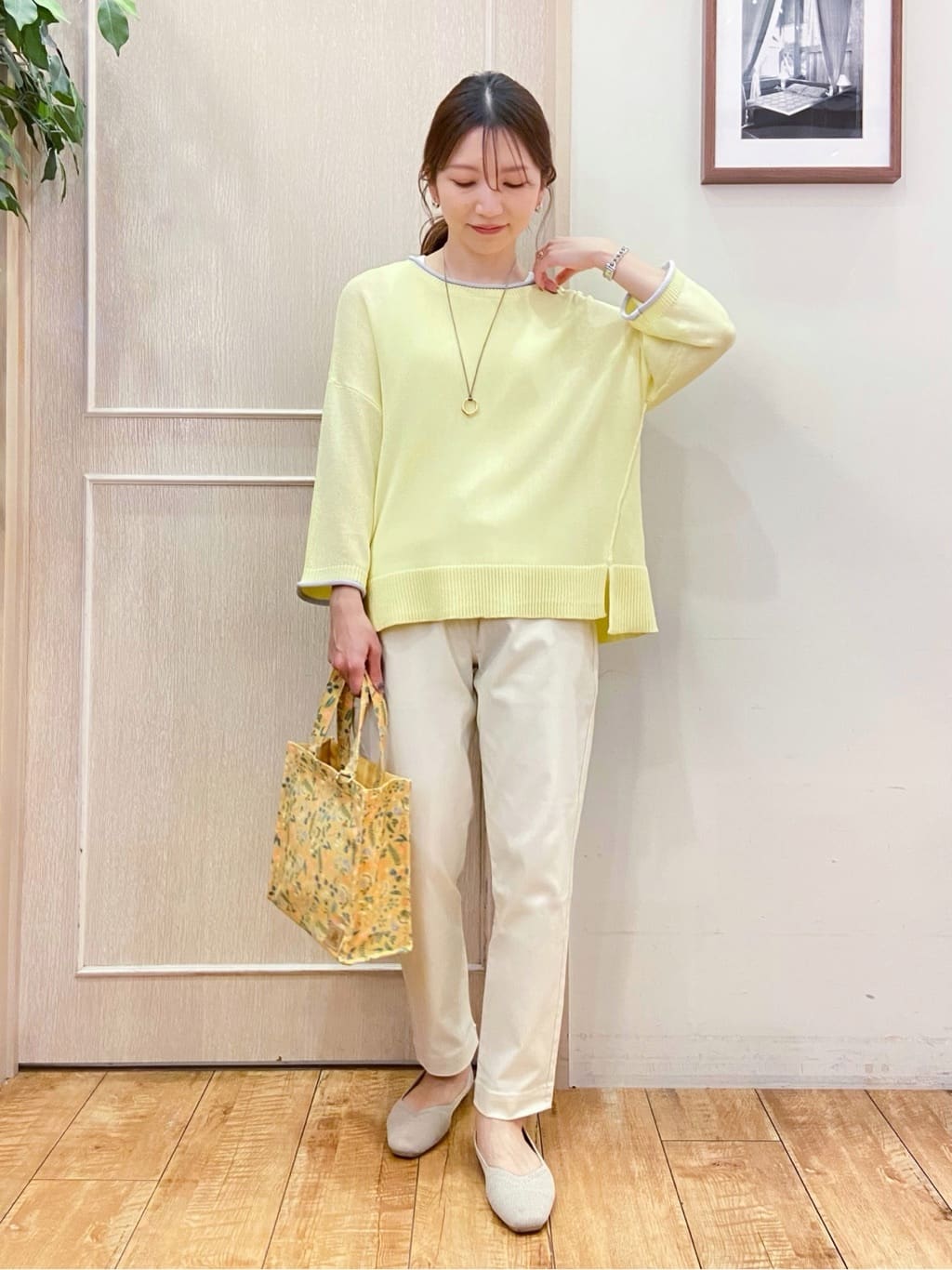 なみさんの「SHOO･LA･RUE｜【SS-3L/無理せずスリム】 ぐんぐん伸びる イージーテーパードパンツ」を使ったコーディネート