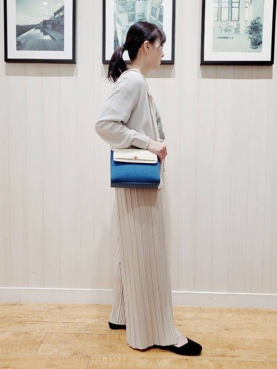 Ariさんの「SHOO･LA･RUE｜」を使ったコーディネート