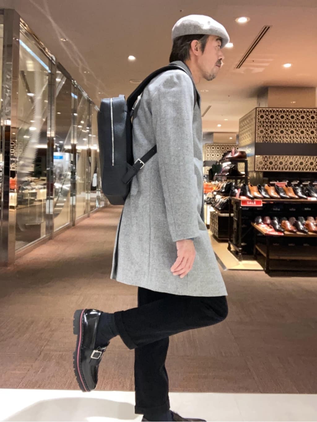 KDDさんの「TAKEO KIKUCHI｜【ウールカシミヤブレンド】ビーバー調 スタンドカラー コート」を使ったコーディネート