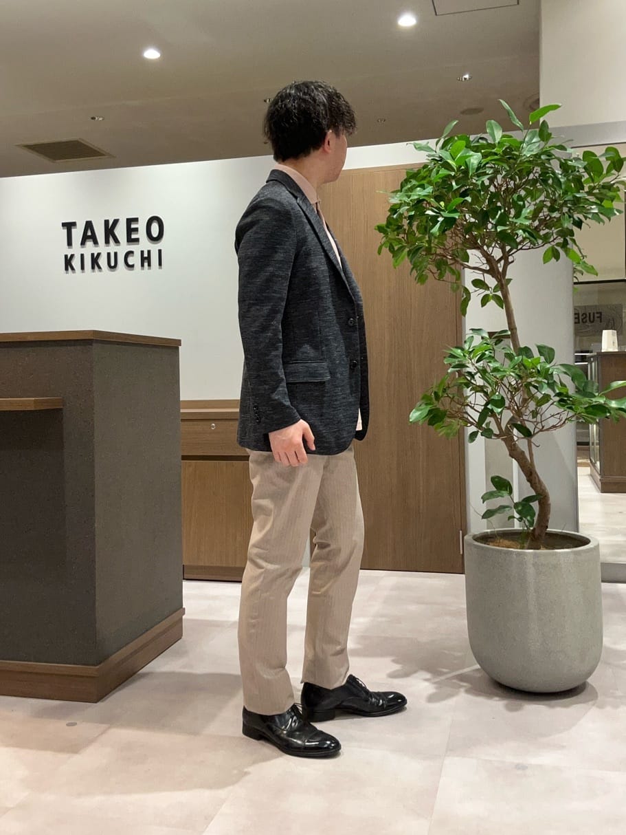 コウノ モトヤさんの「TAKEO KIKUCHI｜【尾州織】リネンブレンド メッシュ ジャケット」を使ったコーディネート