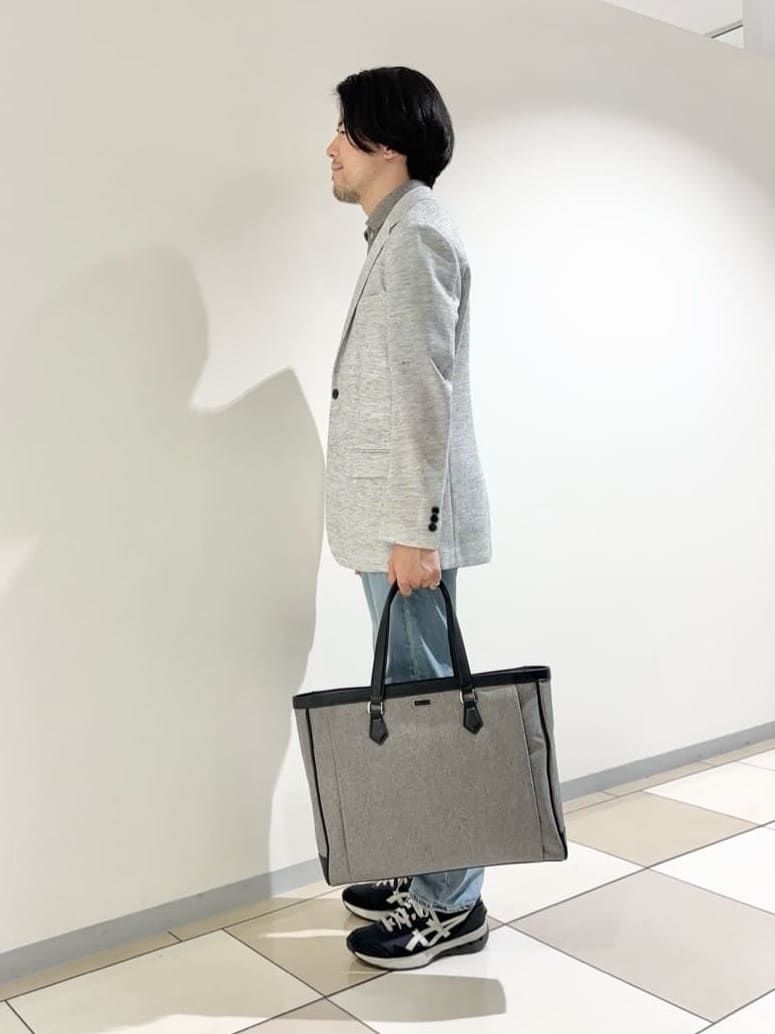 及川さんの「TAKEO KIKUCHI｜【尾州織】リネンブレンド メッシュ ジャケット」を使ったコーディネート
