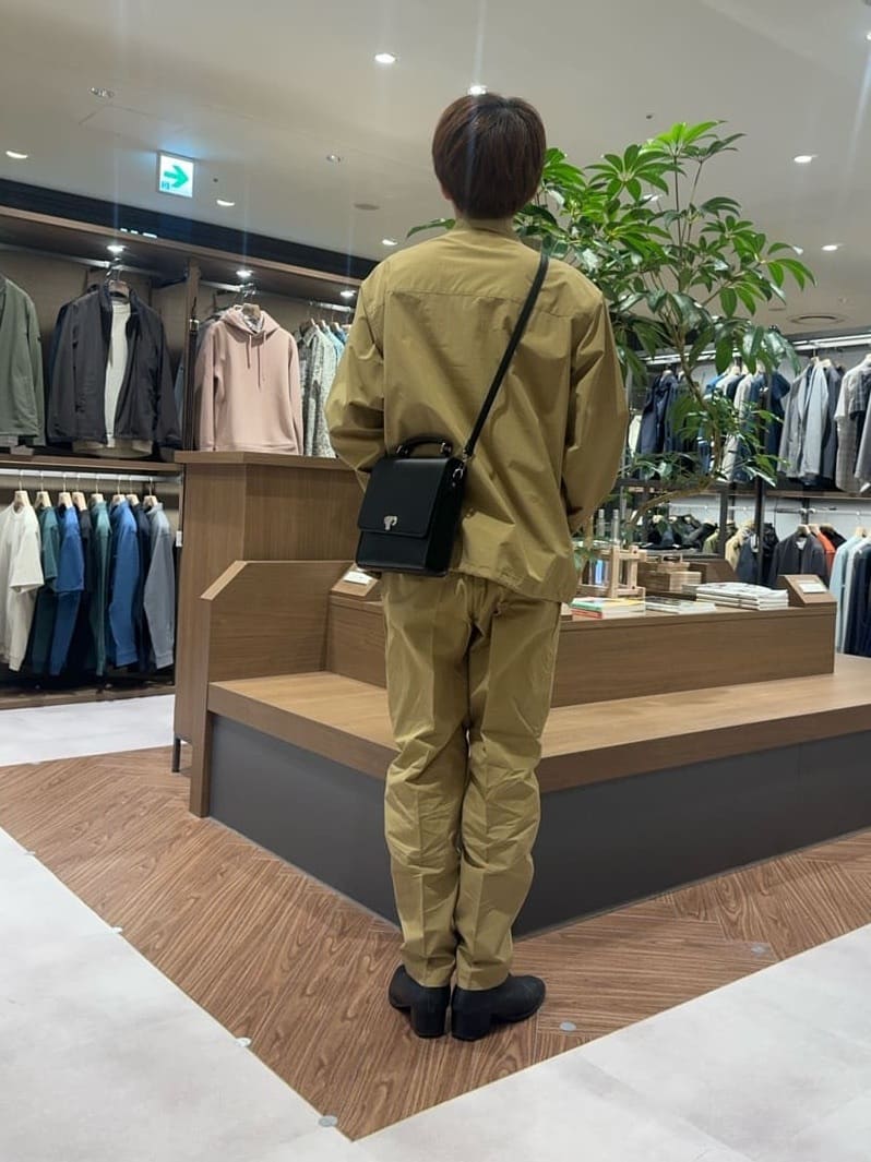 ゆうさんの「TAKEO KIKUCHI｜【抗菌防臭／5サイズ展開】ハイゲージポンチ Tシャツ」を使ったコーディネート