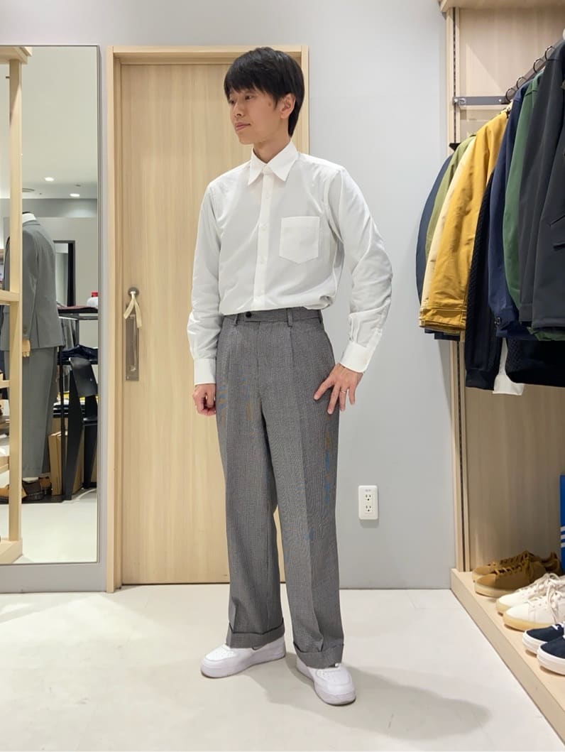 わいずみさんの「TAKEO KIKUCHI｜【Made in JAPAN】ブロード レギュラーカラー ドレスシャツ」を使ったコーディネート