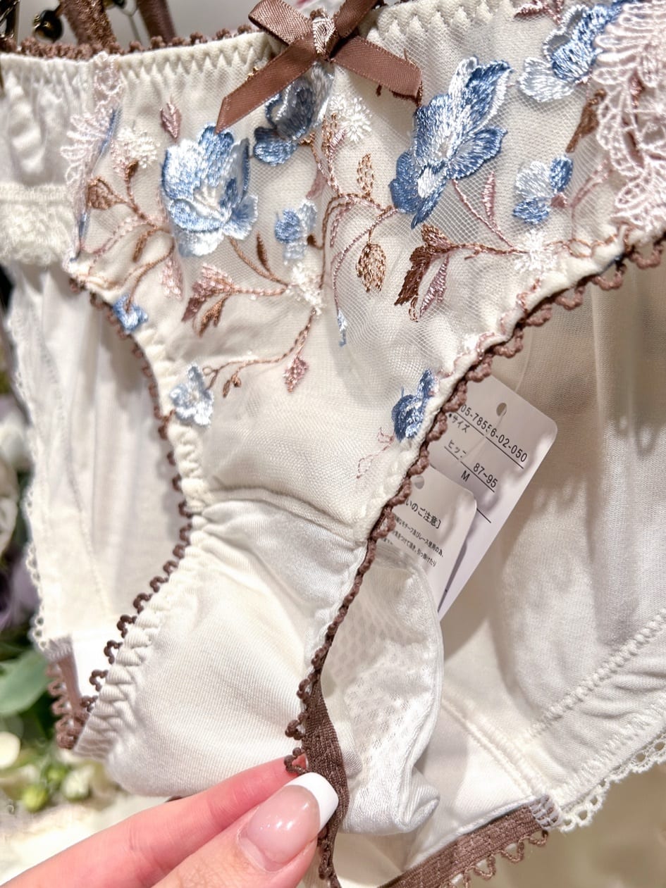 ichiさんの「Risa Magli｜ミステル ブラジャー」を使ったコーディネート