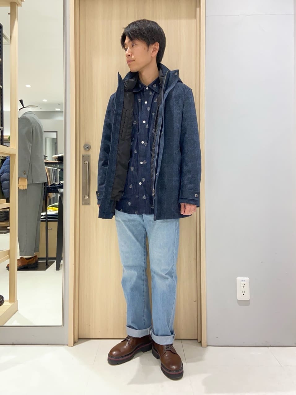 わいずみさんの「TAKEO KIKUCHI｜40ct&525 厚底プレーントゥシューズ」を使ったコーディネート