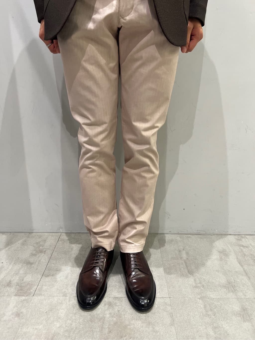 SHOOさんの「TAKEO KIKUCHI｜【全7サイズ&times;8色展開！】トップマルチヘリンボン パンツ」を使ったコーディネート