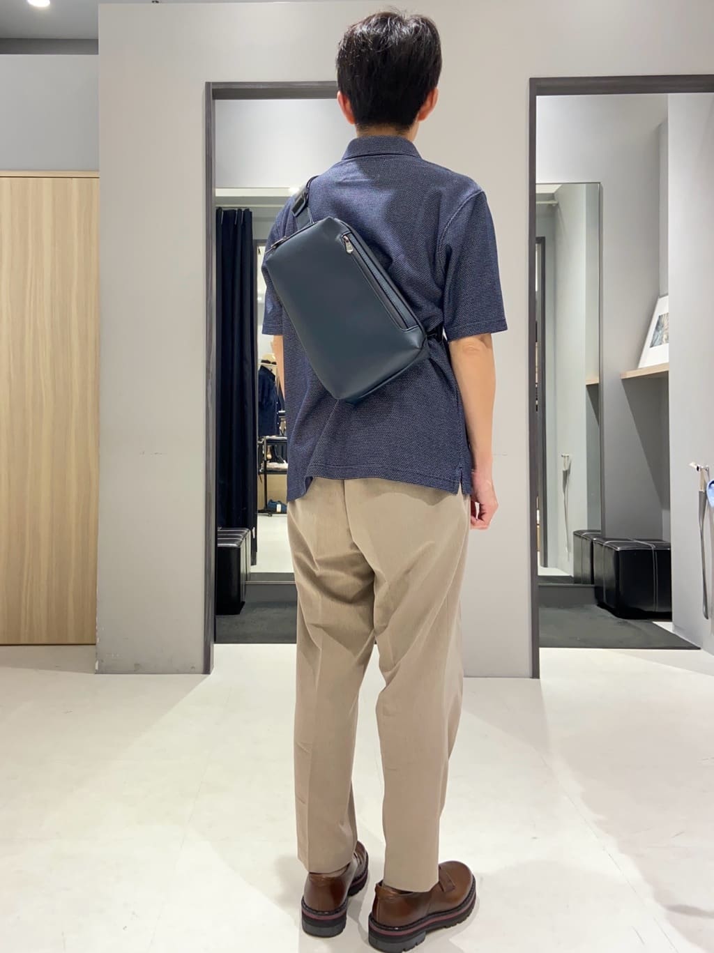 わいずみさんの「TAKEO KIKUCHI｜【抗菌防臭／9色5サイズ展開】ハニカムメランジ ポロシャツ」を使ったコーディネート