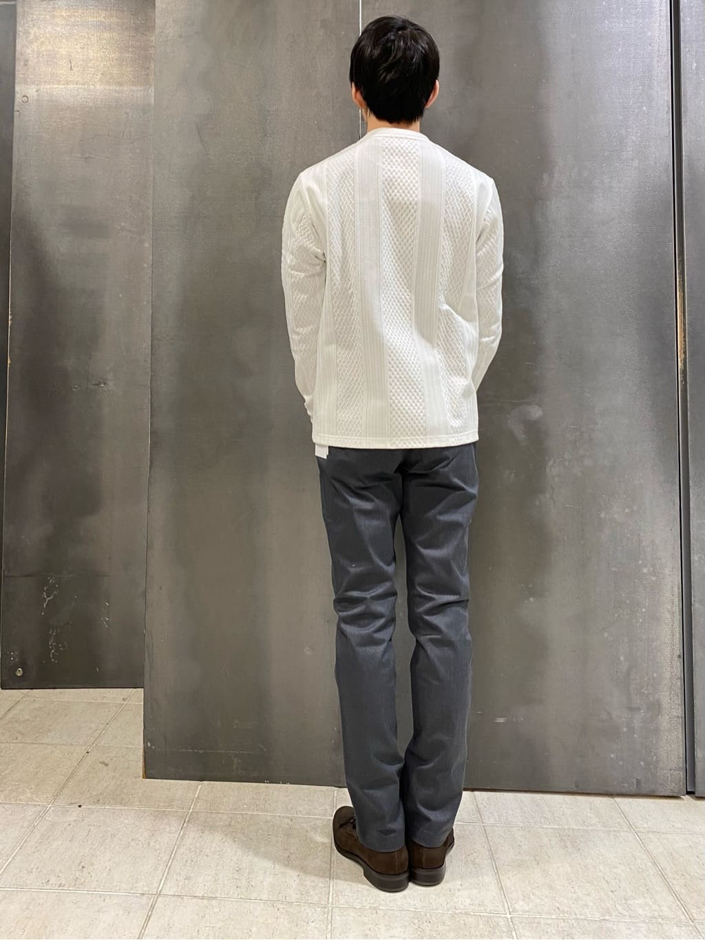 shoumaさんの「TAKEO KIKUCHI｜【全7サイズ&times;8色展開！】トップマルチヘリンボン パンツ」を使ったコーディネート