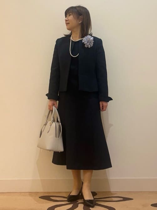 Juneさんの「UNTITLED｜【追加/日本製】ブーケフラワーコサージュ」を使ったコーディネート