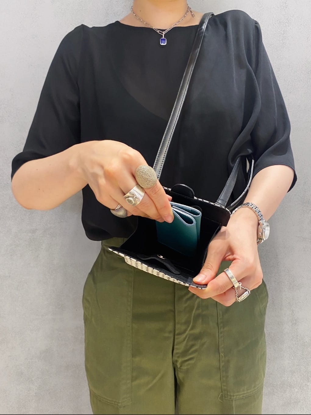 Uさんの「HIROKO HAYASHI｜PIATTI（ピアッティ）ミニ財布スリム」を使ったコーディネート