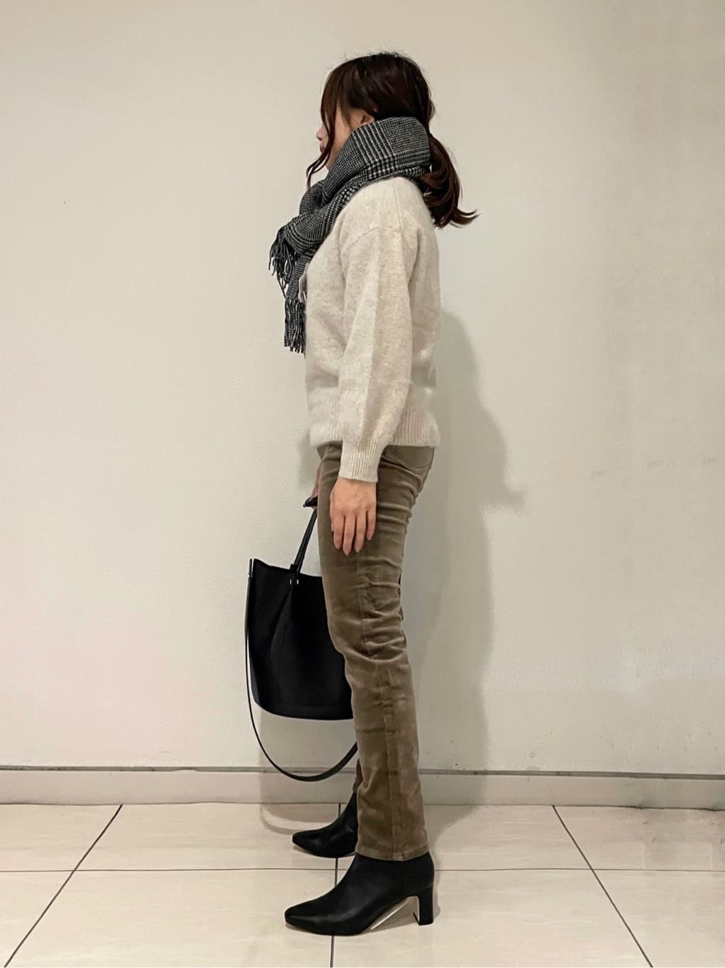 kahoさんの「INDIVI｜【定番人気！/名品コート/日本製】ウール100%チェスターコート」を使ったコーディネート
