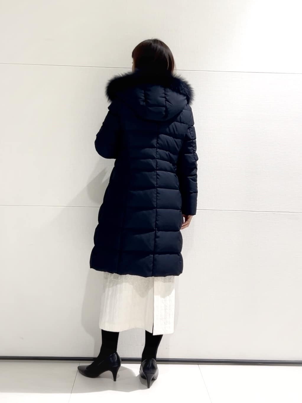 𝑹𝑶𝑴𝑰さんの「INDIVI｜」を使ったコーディネート