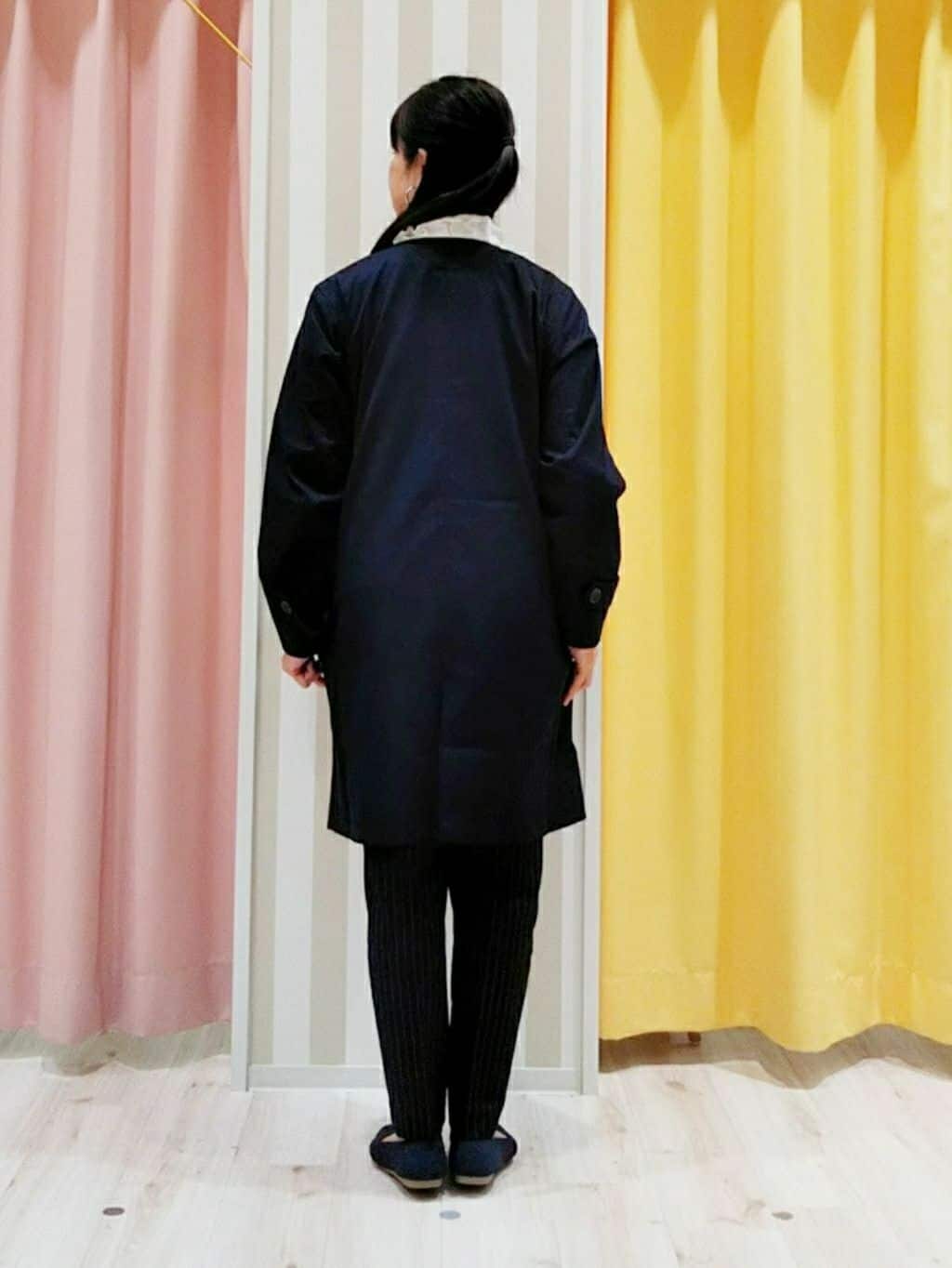 かずみさんの「SHOO･LA･RUE｜【洗える/SS-3L】すっきりキレイにかっこよく 大人のテーパードパンツ」を使ったコーディネート