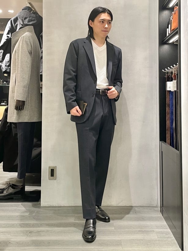 Tightさんの「TAKEO KIKUCHI｜アンティーク調レザー 2つ折り財布」を使ったコーディネート