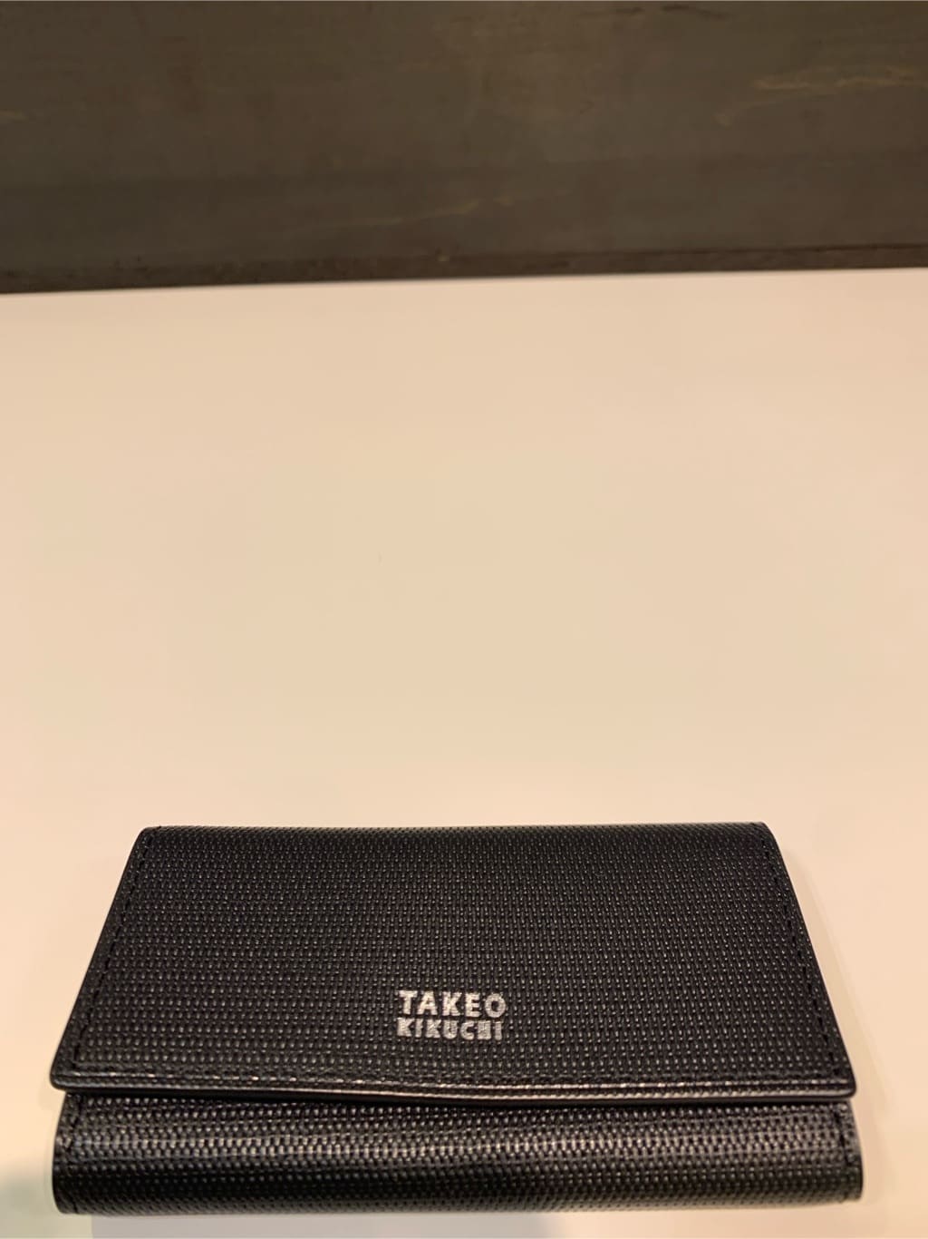 木村剛さんの「TAKEO KIKUCHI｜【ソフト＆ナチュラル】ミニメッシュ レザー IDカードホルダー」を使ったコーディネート
