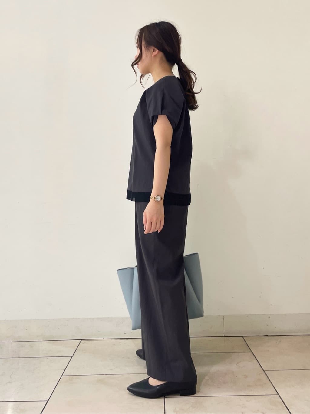 kahoさんの「INDIVI｜【セレモニーにおすすめ！】パール調トップネックレス」を使ったコーディネート