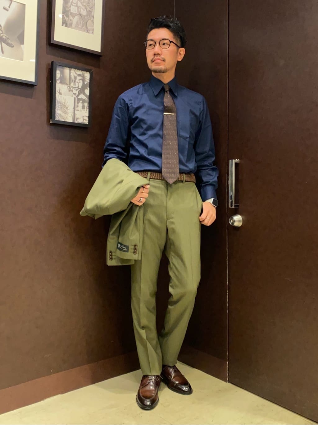 shuheiさんの「TAKEO KIKUCHI｜【Made in JAPAN】ブロード レギュラーカラー ドレスシャツ」を使ったコーディネート