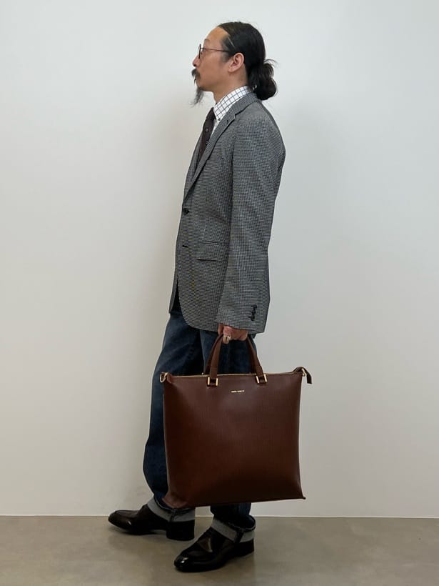 川口(髭長髪)さんの「TAKEO KIKUCHI｜日本製 Uチップ ドレスシューズ」を使ったコーディネート