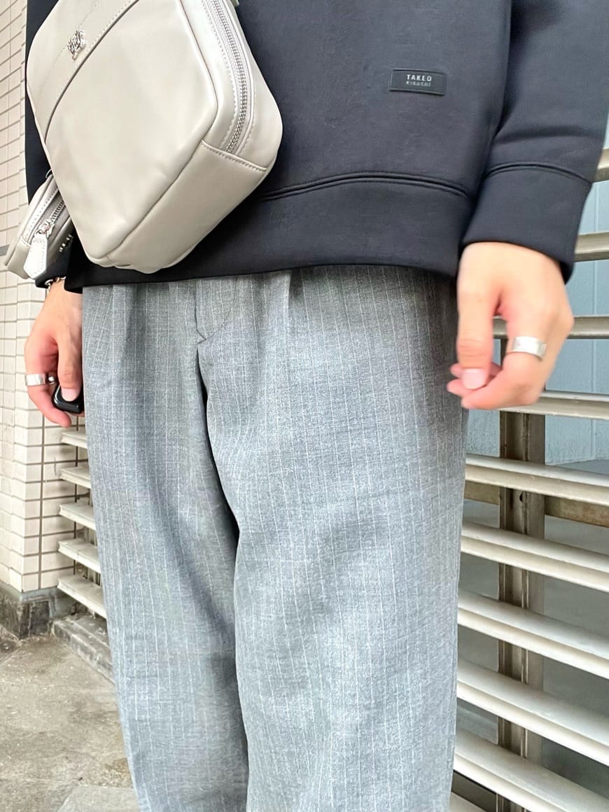 Seiyaさんの「TAKEO KIKUCHI｜【Sサイズ～】エアダン プルオーバー パーカ」を使ったコーディネート