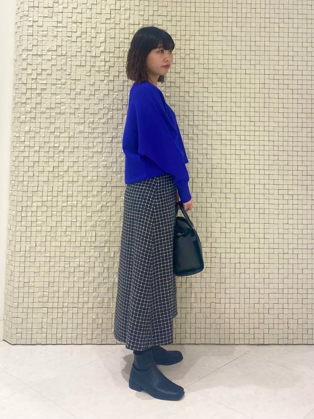 KARENさんの「INDIVI｜【セレモニーにおすすめ！】パール調トップネックレス」を使ったコーディネート