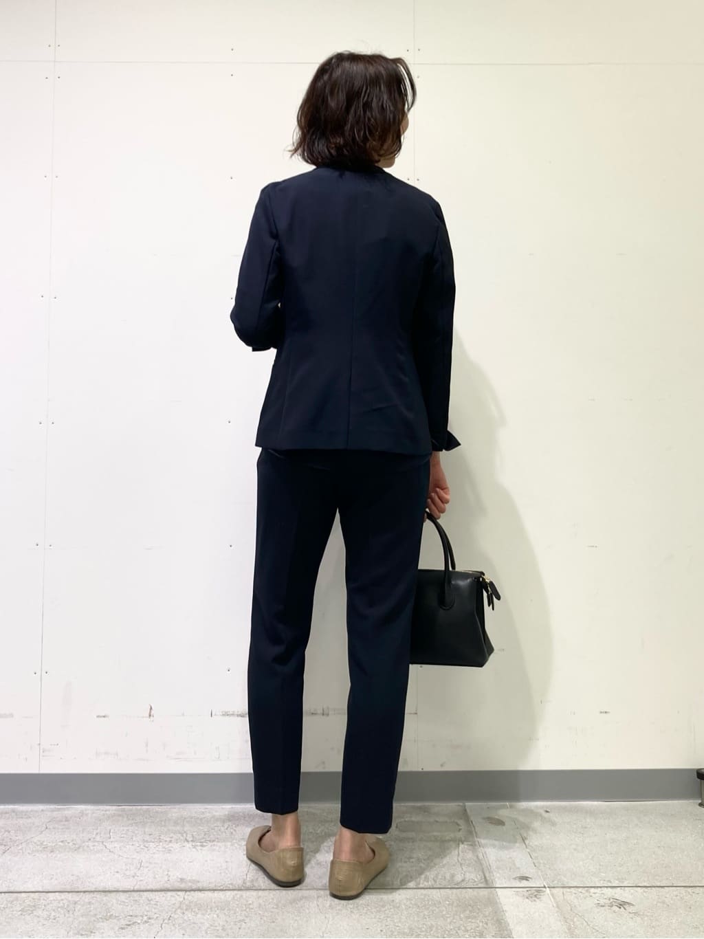 yuriさんの「INDIVI｜【洗える／UVケア／SETUP可能】ウール調キーネックブラウス」を使ったコーディネート