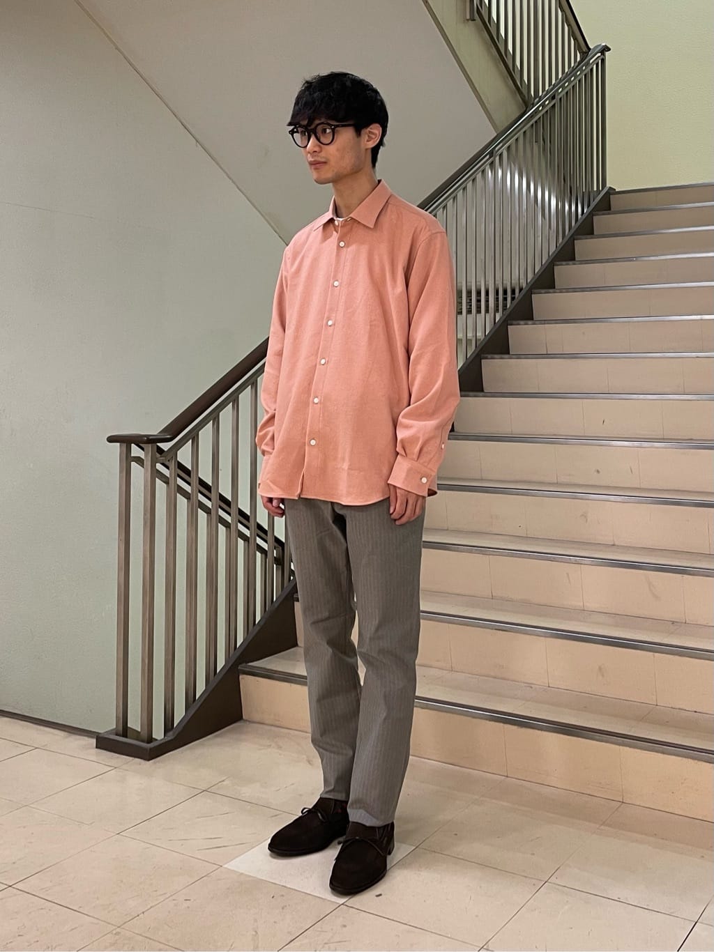 Okdさんの「TAKEO KIKUCHI｜【Made in JAPAN】播州織 ヘリンボン ストレート パンツ」を使ったコーディネート