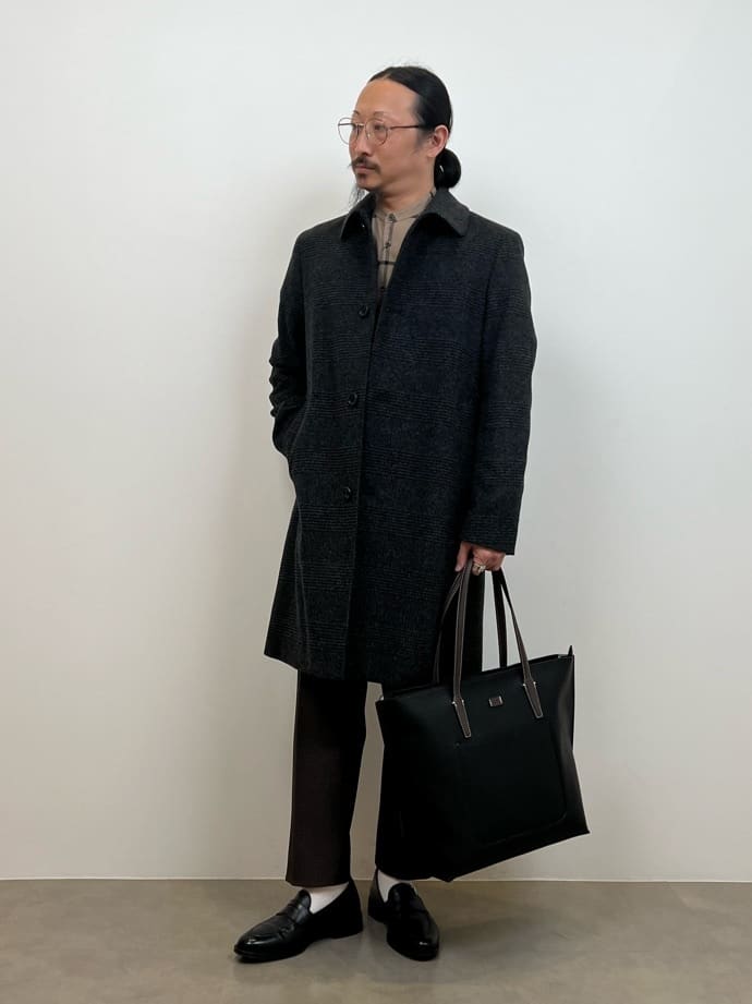 川口(髭長髪)さんの「TAKEO KIKUCHI｜コインローファー」を使ったコーディネート