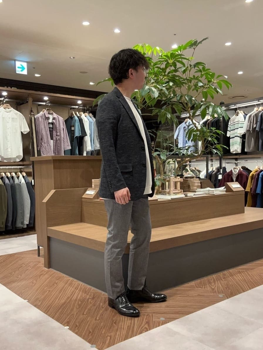 コウノ モトヤさんの「TAKEO KIKUCHI｜【尾州織】リネンブレンド メッシュ ジャケット」を使ったコーディネート