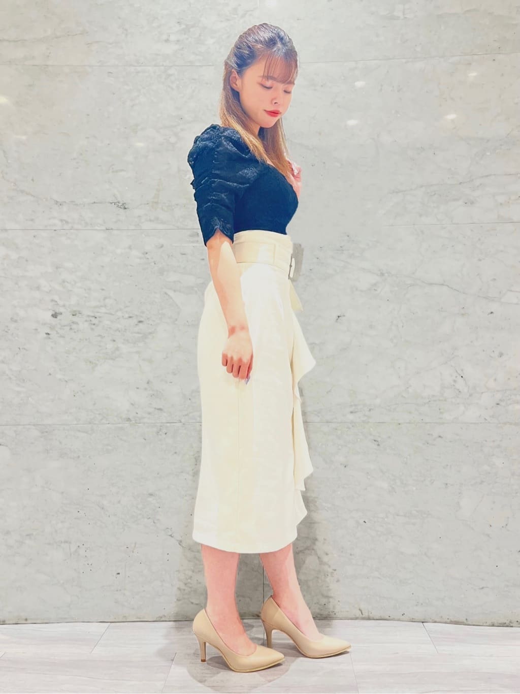 RISAさんの「ESPERANZA｜【レイン対応/12時間パンプス】約8.5cm　歩きやすくて疲れにくい」を使ったコーディネート
