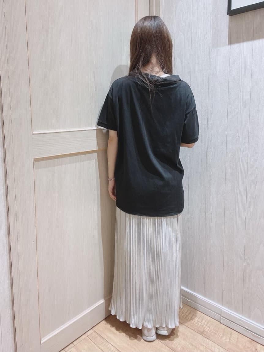 COSさんの「SHOO･LA･RUE｜」を使ったコーディネート