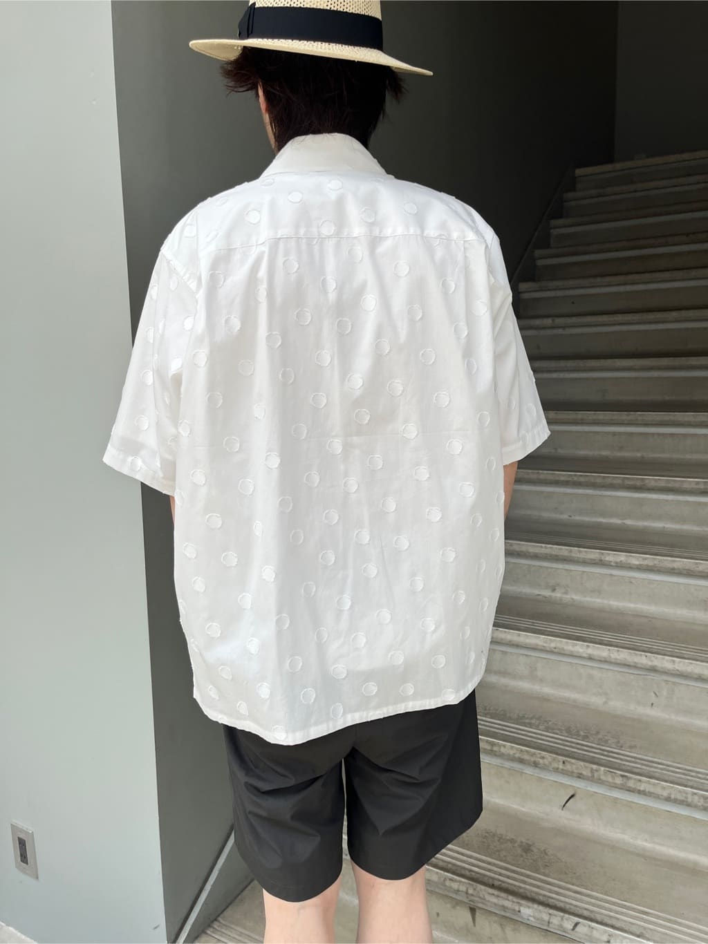 Shintaroさんの「TAKEO KIKUCHI｜【抗菌防臭／5サイズ展開】ハイゲージポンチ Tシャツ」を使ったコーディネート
