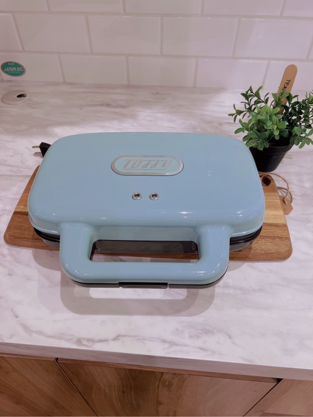 MUさんの「212 KITCHEN STORE｜ホットサンドメーカーPA ＜Toffy トフィ＞」を使ったコーディネート