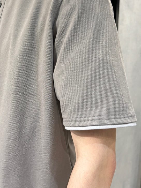 よっしーさんの「TAKEO KIKUCHI｜【Made in JAPAN】播州織 ヘリンボン ストレート パンツ」を使ったコーディネート
