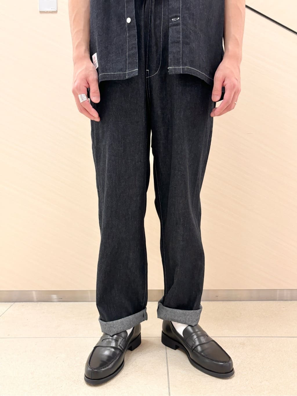 小山凌さんの「DRESSTERIOR｜【撥水加工/Safari5月号掲載】ローファー」を使ったコーディネート