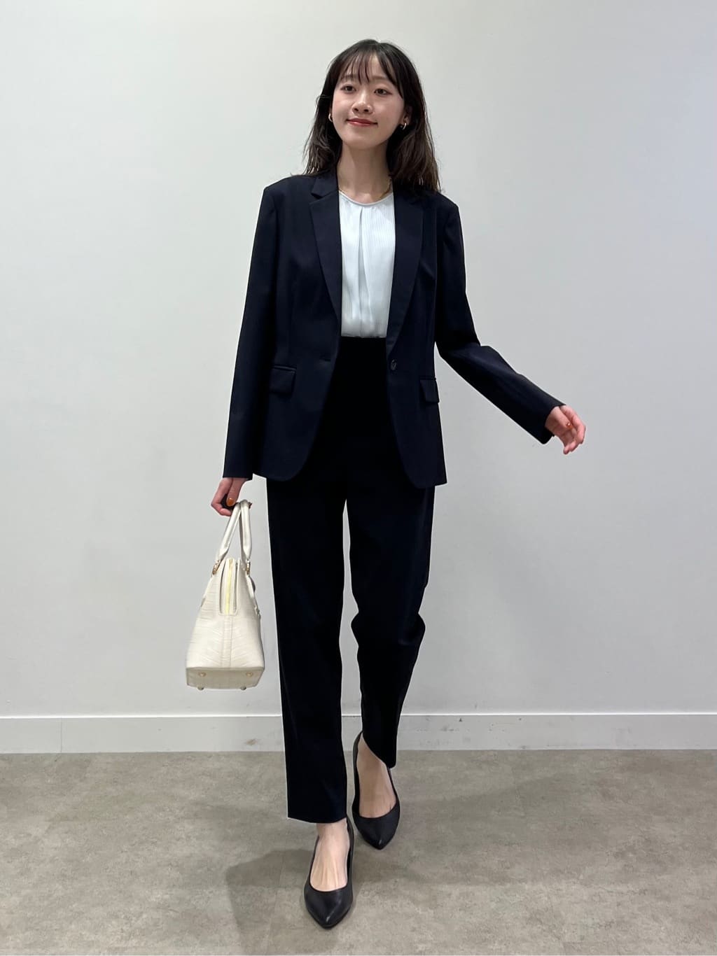 kaaiさんの「UNTITLED｜【日本製・本革】Comfit Dresser Pumps（コンフィットドレッサーパンプス）」を使ったコーディネート